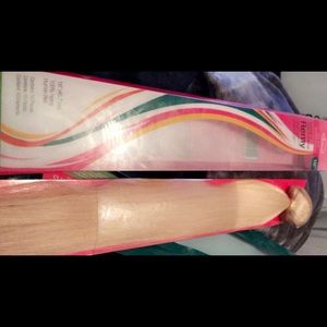 Cool blonde 100% human Remy 18” inches